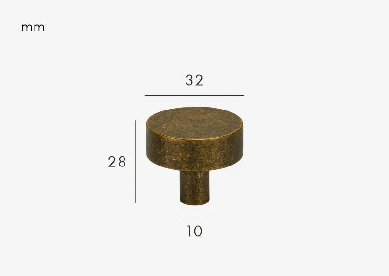Bouton de meuble ocre en laiton, style rustique