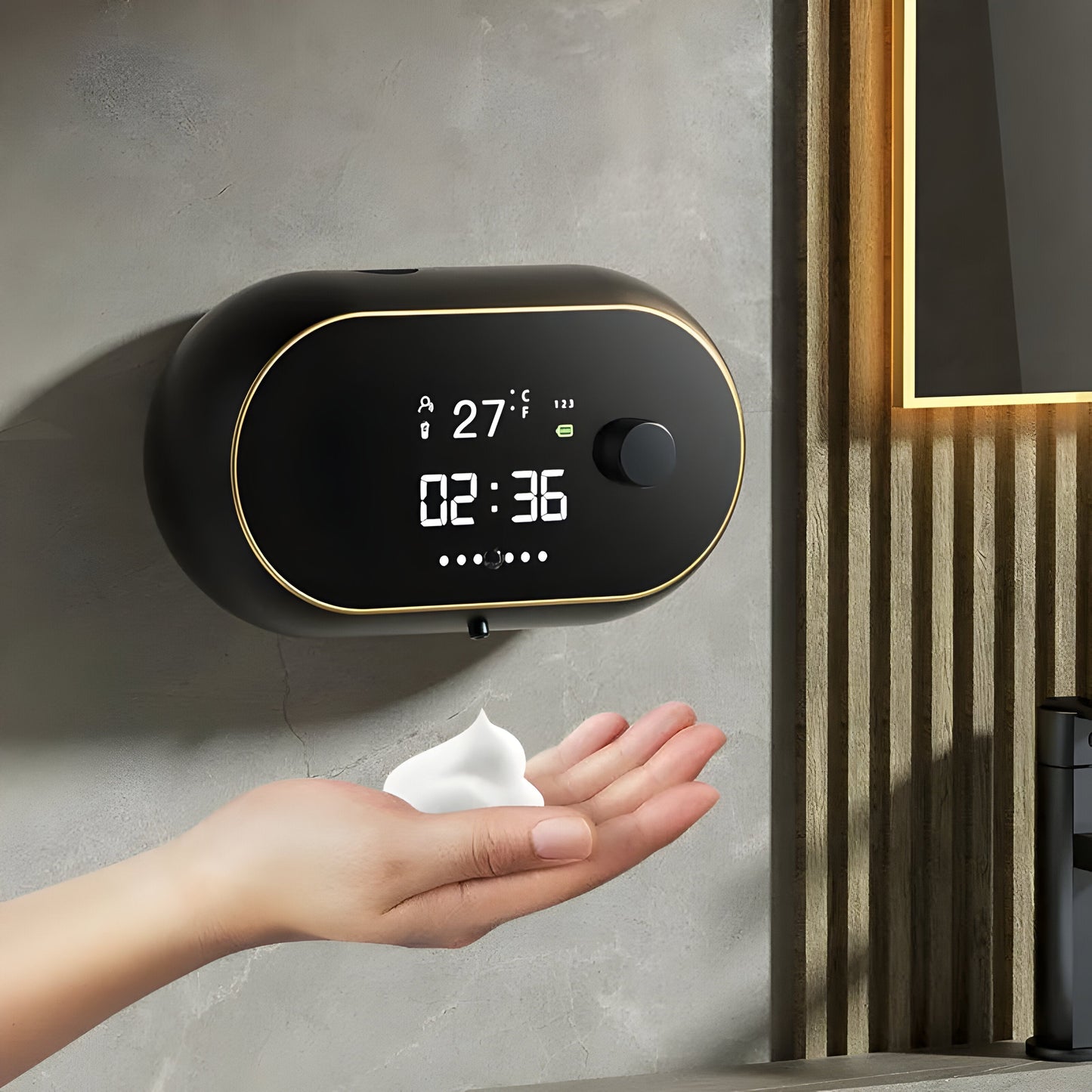 Gros plan sur le capteur sans contact du distributeur