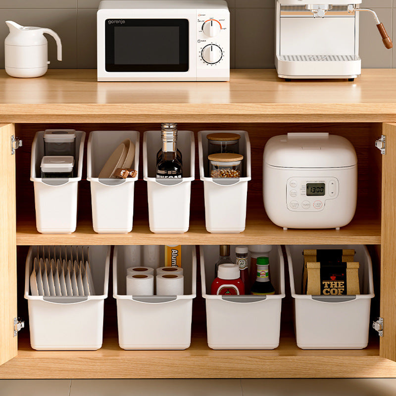 Panier placé dans une cuisine pour organisation