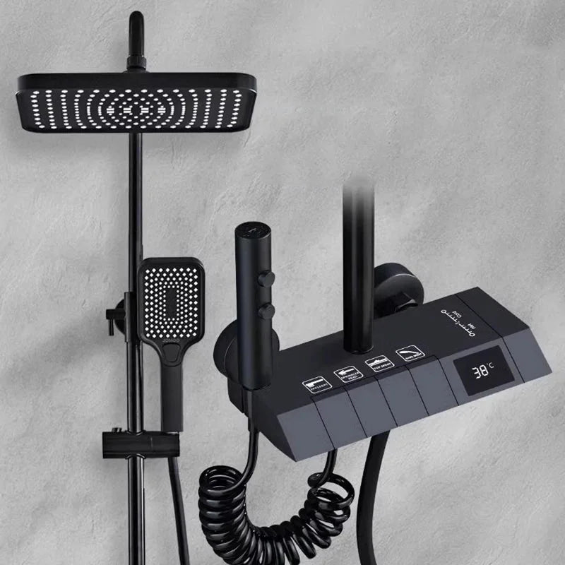 Version noire de la colonne de douche avec finitions mates