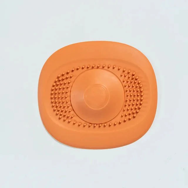 Vue rapprochée du filtre à cheveux, soulignant sa simplicité d'utilisation