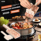 Main utilisant le moule pour former des boulettes uniformes