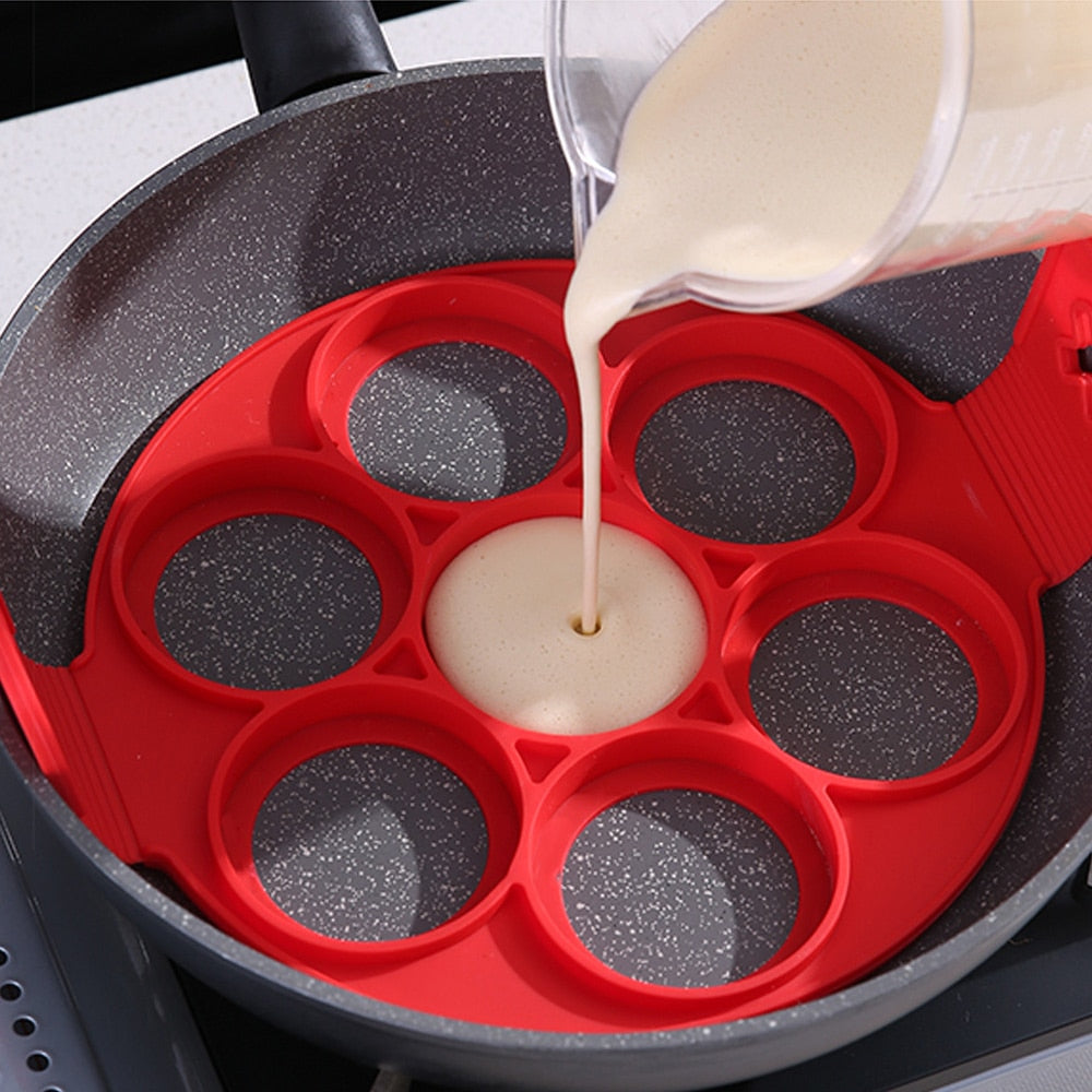 Poêle à crêpes avec surface lisse et antiadhésive