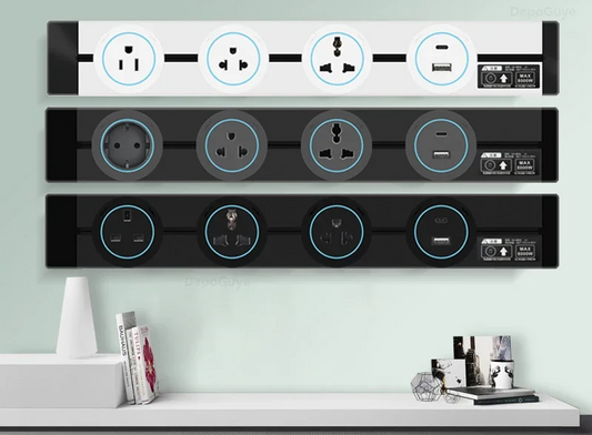 Vue rapprochée d'une prise murale compatible EU et UK