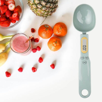 Balance numérique à cuillère montrant la fonction d'arrêt automatique