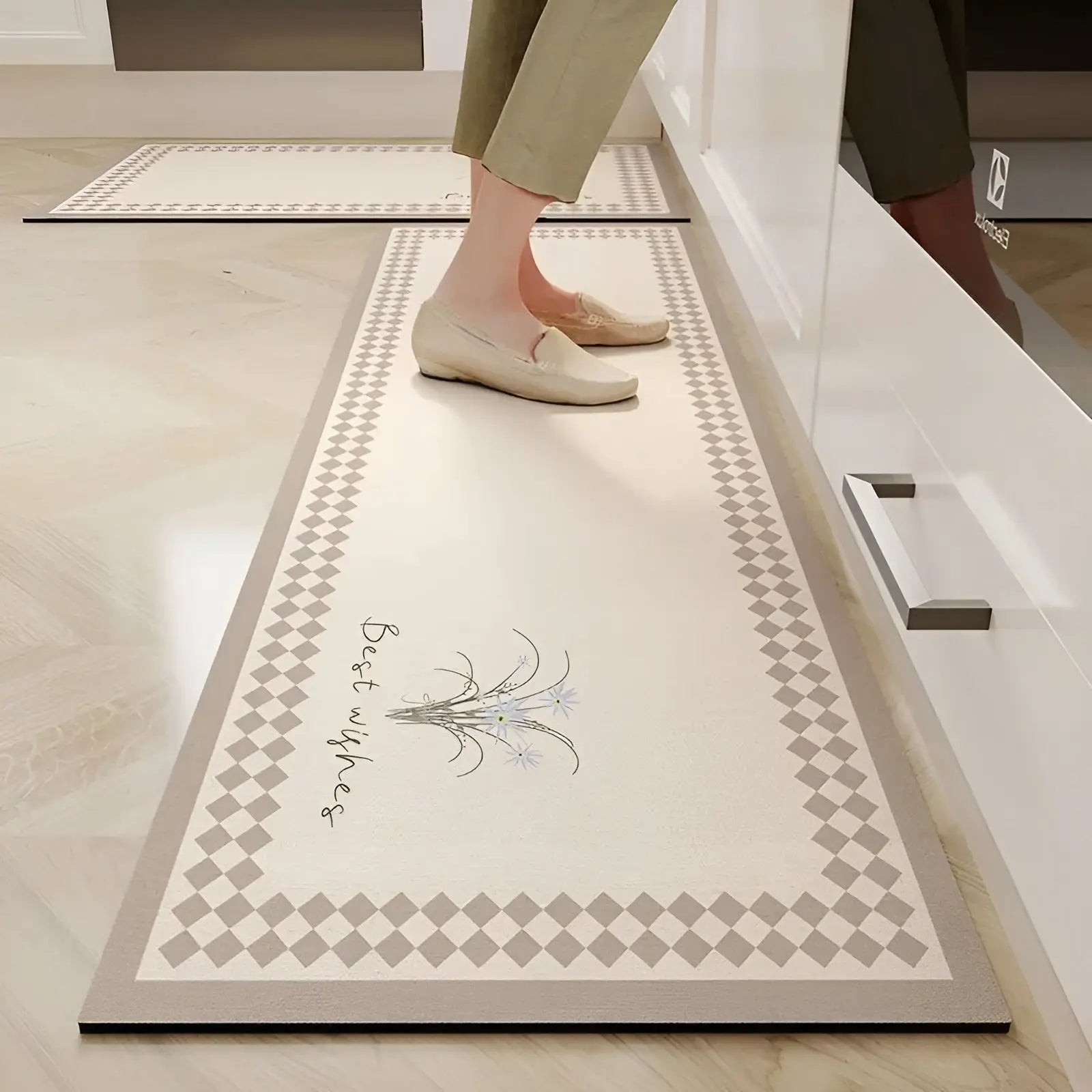 Vue latérale du tapis montrant son épaisseur et sa texture