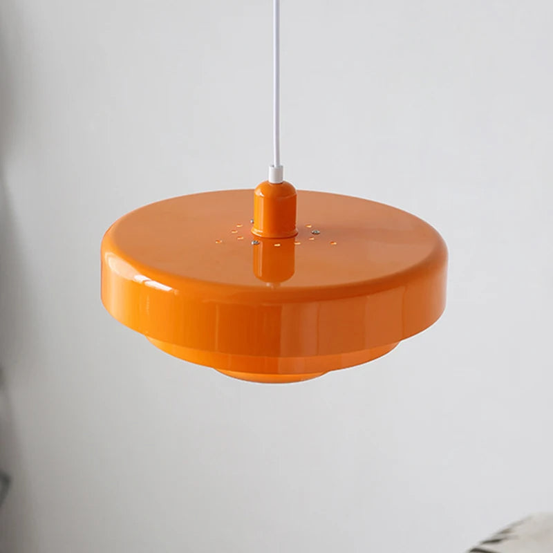 Lampe suspendue avec finition dorée et design mid-century
