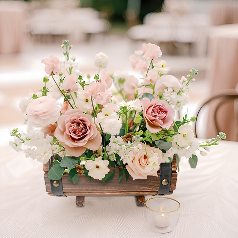 Deux jardinières en bois de tailles différentes côte à côte