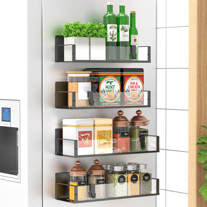 Étagères magnétiques avec design élégant pour cuisine moderne