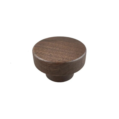 Gros plan sur la texture du bois de noyer