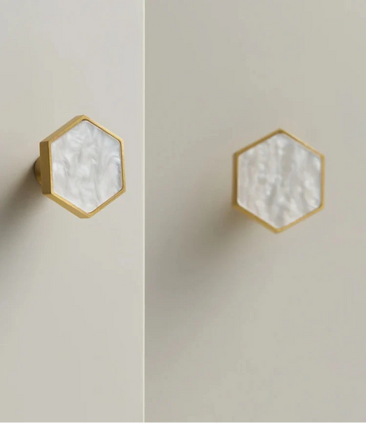 Bouton de meuble en laiton avec effet marbre blanc