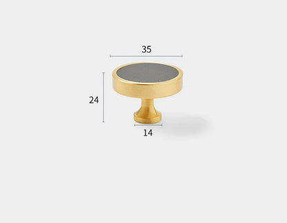 Bouton or brossé avec détails en bois et cuir