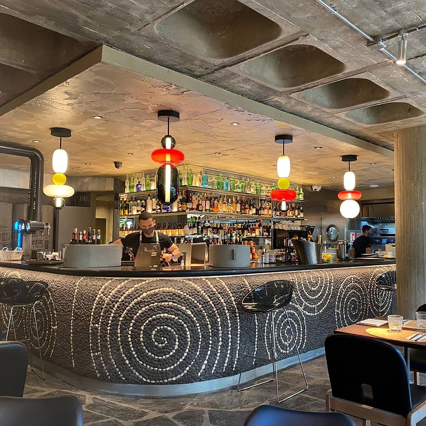 Suspension en Verre Coloré bubble glass pendant light vue de détail