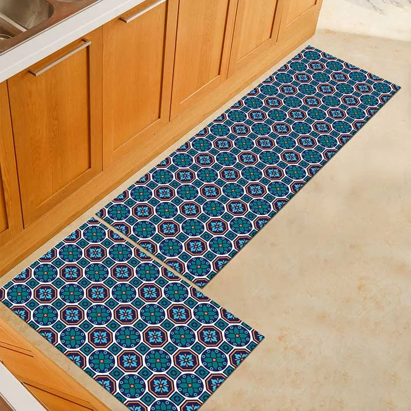Tapis géométrique dans une salle de bain contemporaine