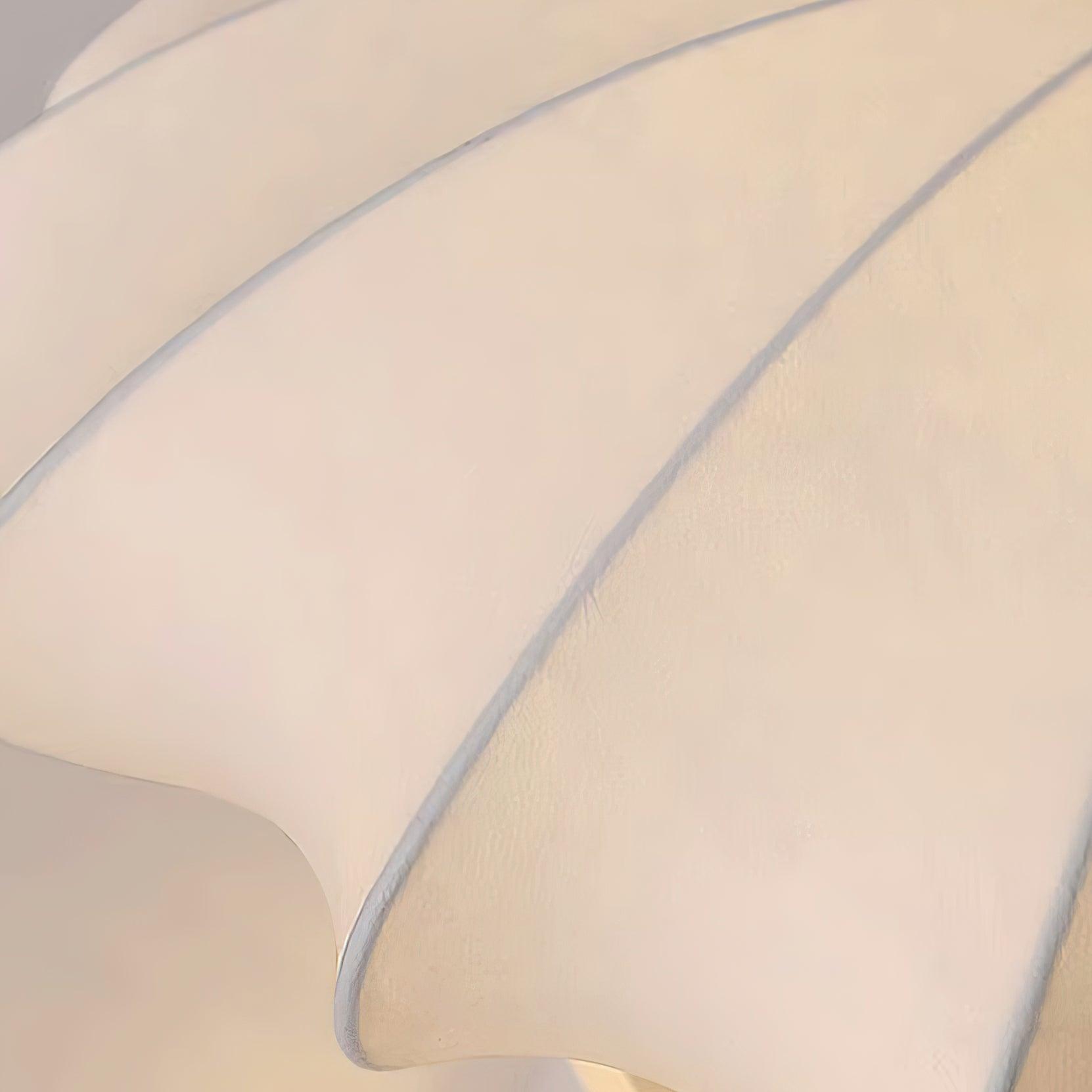 Plafonnier moderne avec finition lisse et élégante