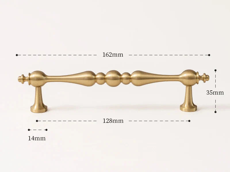 Poignée de meuble en laiton avec vis de montage