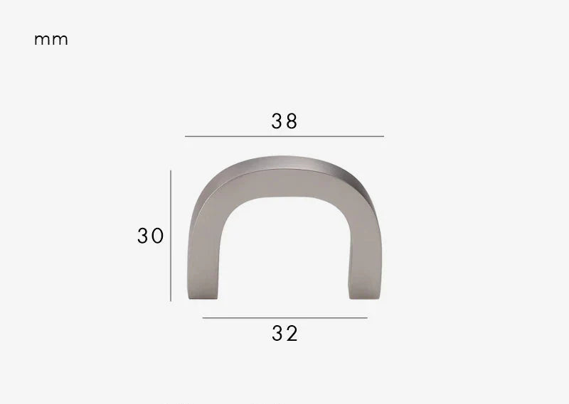 Vue latérale d'une poignée de meuble en chrome brossé