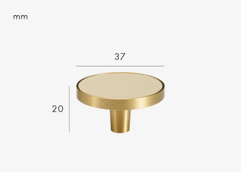 Bouton de meuble en laiton doré avec insert en cuir crème