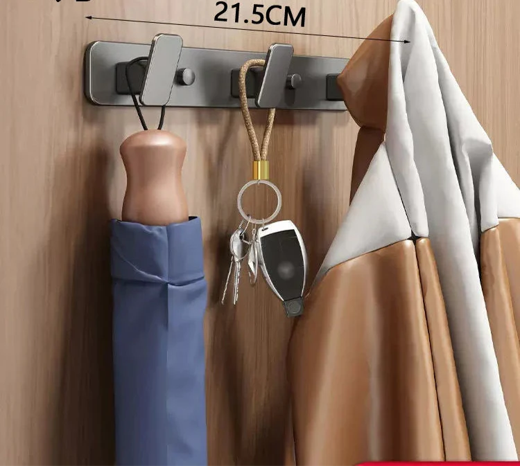 Porte-manteau mural prêt à accueillir manteaux et vestes