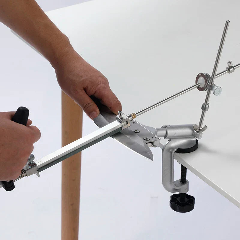 Système d'affûtage professionnel avec pierre diamantée et cuir de polissage