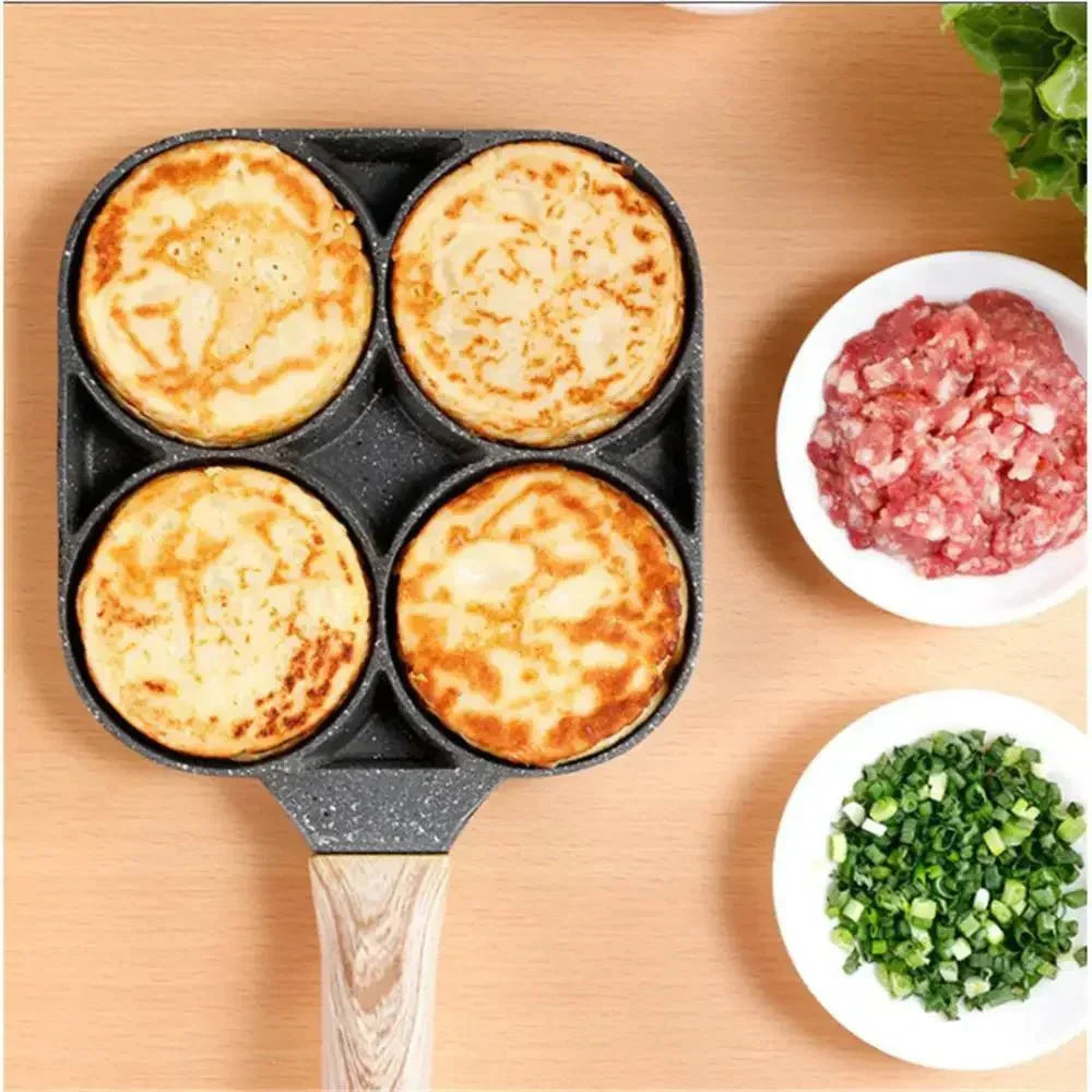 Cuisson simultanée de crêpes et œufs dans la poêle