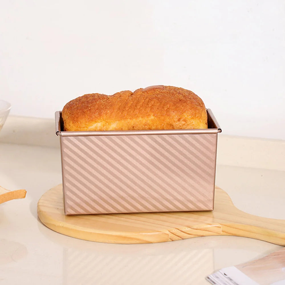 Ensemble de deux moules à pâtisserie de tailles différentes