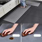 Tapis noir antifatigue avec surface antidérapante visible