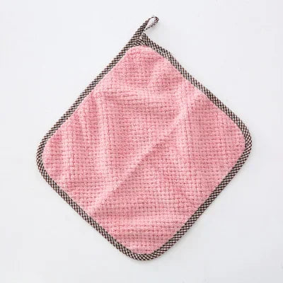 Vue d'ensemble de serviettes jacquard empilées