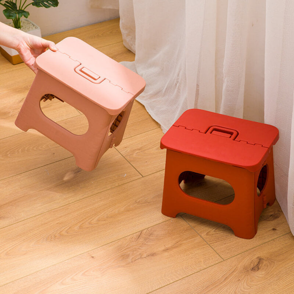 Gros plan sur les pieds antidérapants du tabouret