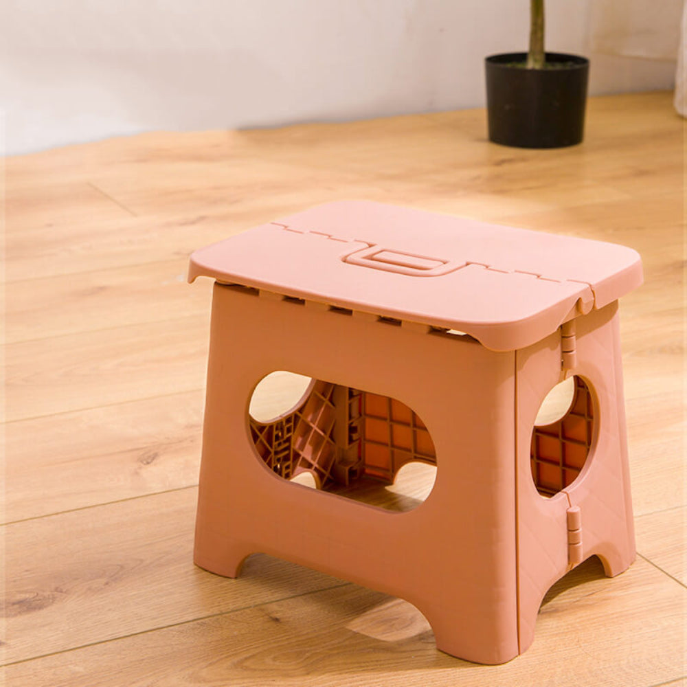 Tabouret en plastique robuste supportant un poids élevé
