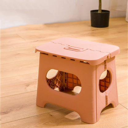 Tabouret en plastique robuste supportant un poids élevé