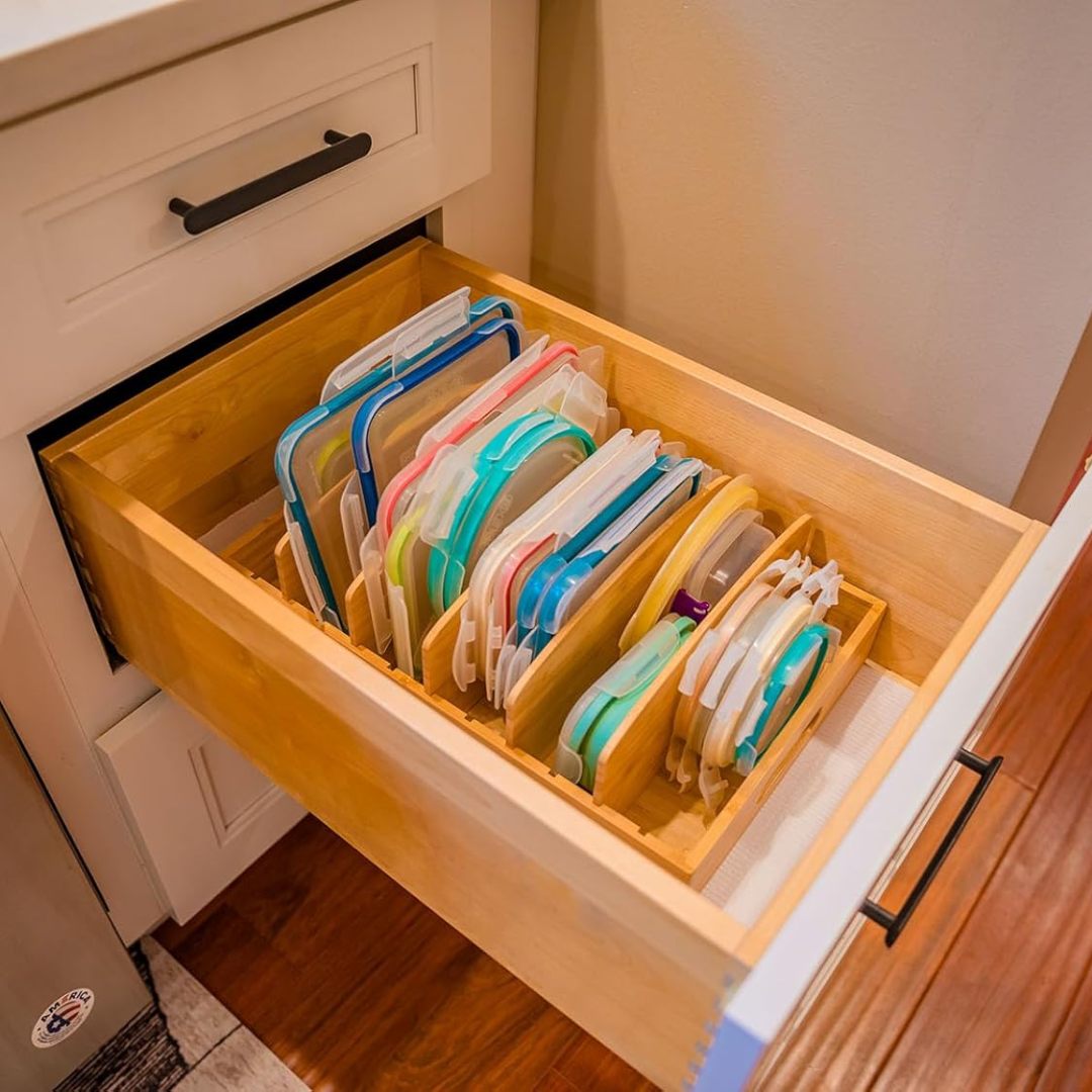 Organisateur de couvercles en bambou, design compact