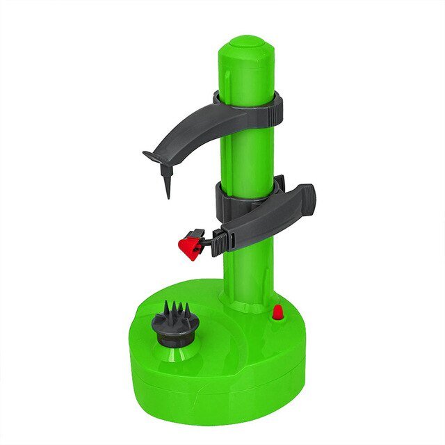 Éplucheur automatique en fonctionnement, épluchant une pomme