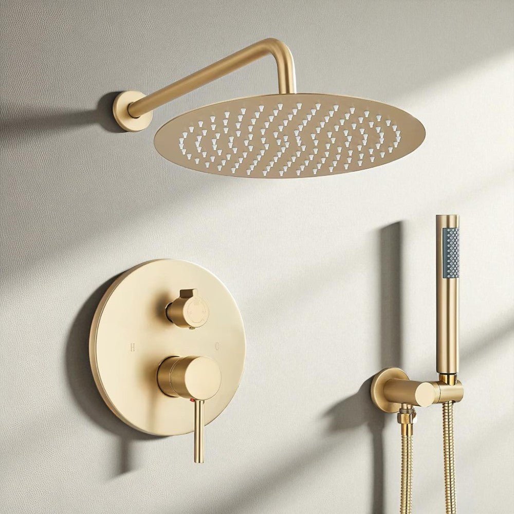 Buses silicone anti-calcaire sur pomme pluie or brossé