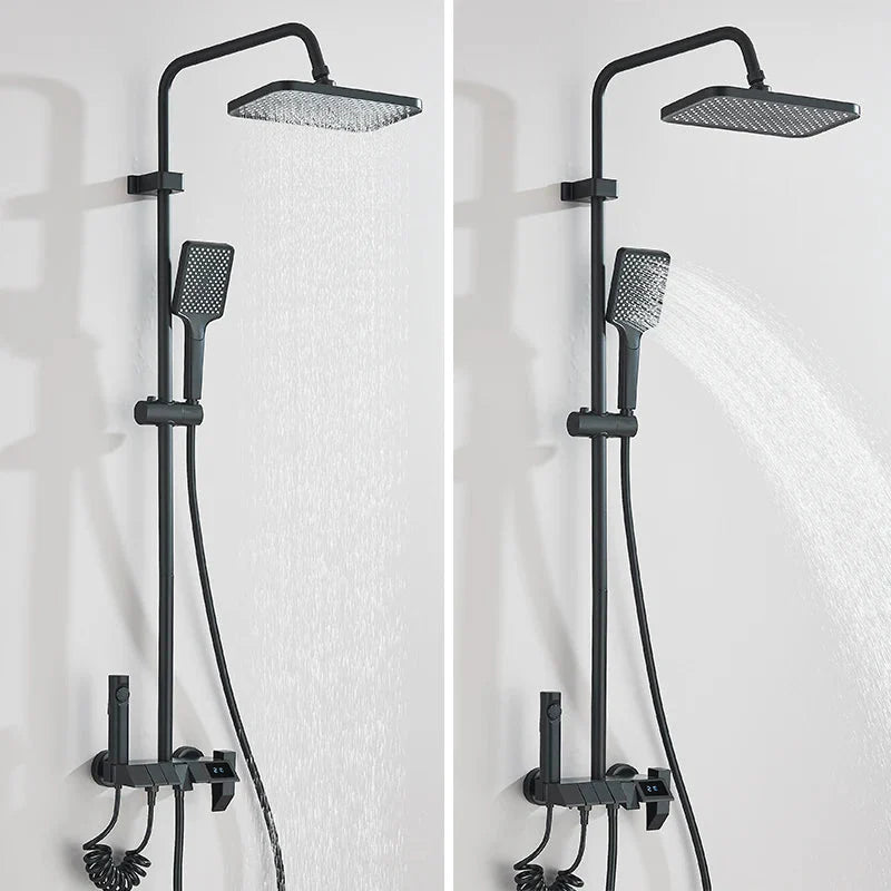 Colonne de douche moderne avec affichage digital intégré
