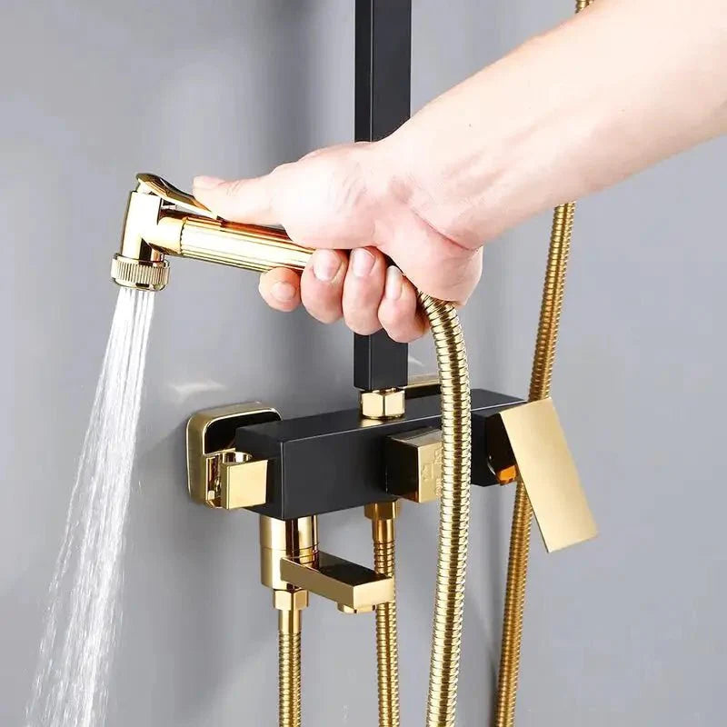 Détail du système anti-calcaire de la colonne de douche