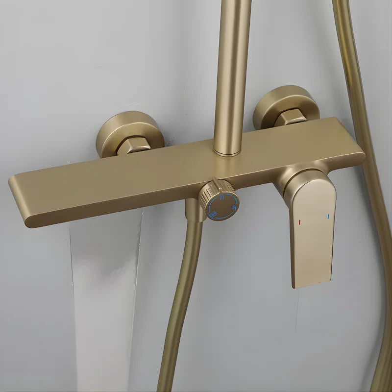 Ensemble complet de douche en finition or brossé