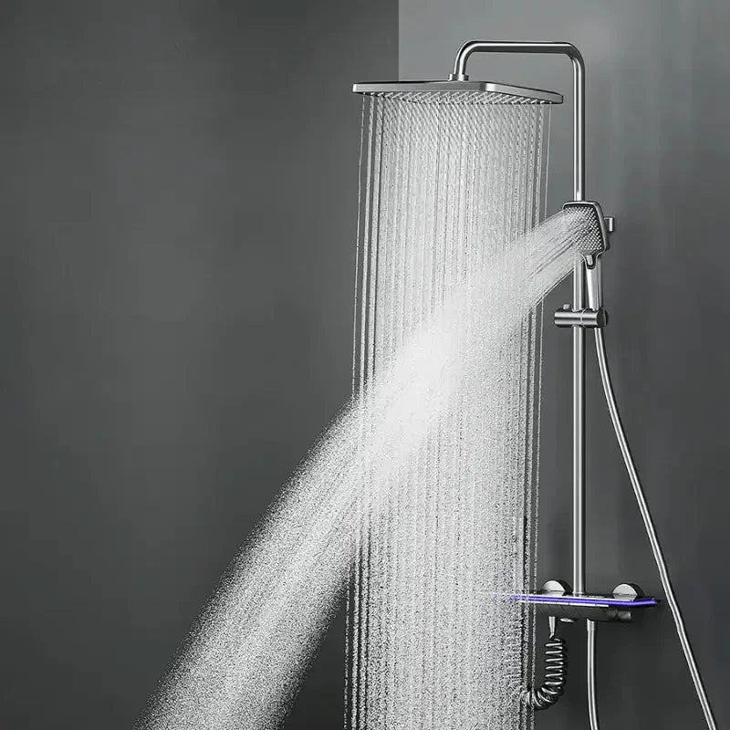 Colonne de douche avec pommeau réglable en hauteur
