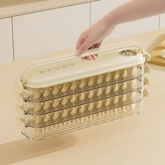 Boîte à œufs en plastique empilable vue de côté
