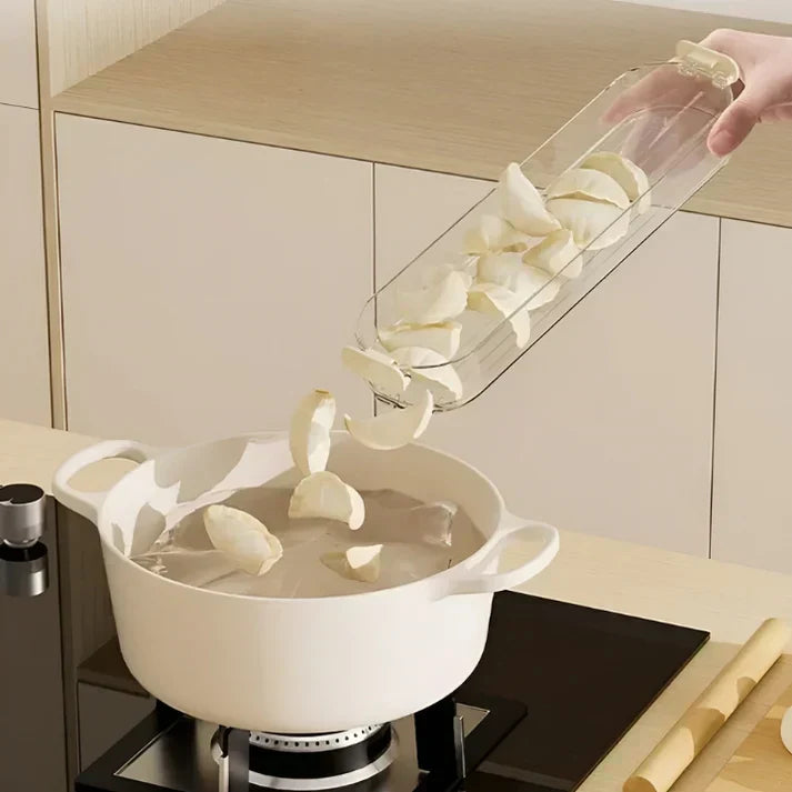 Boîte de rangement transparente avec couvercle sur le côté