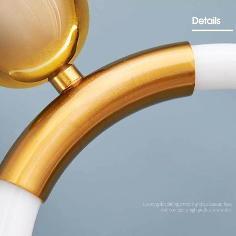 Vue de profil de la suspension scandinave en métal