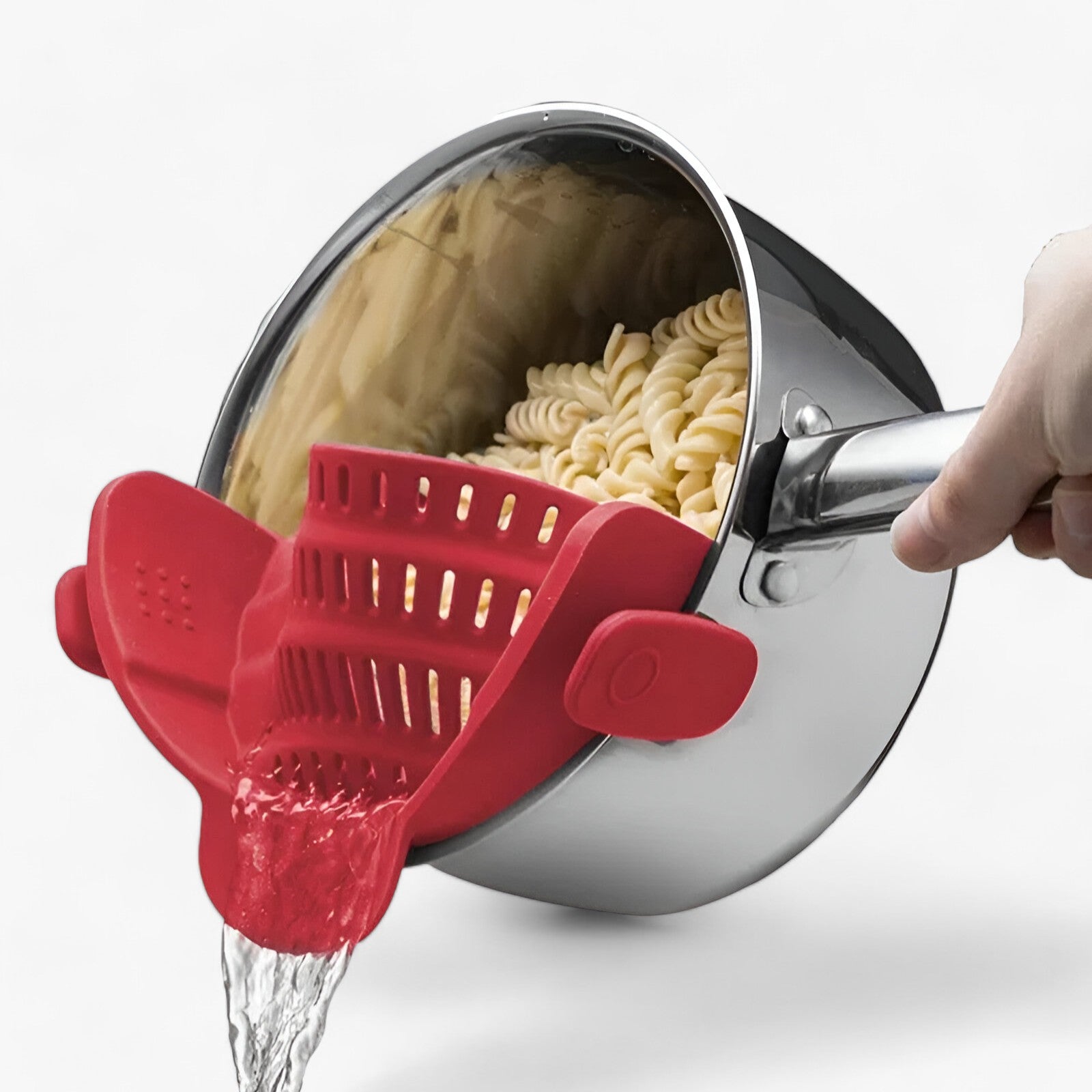 Passoire en silicone dépliée, montrant sa profondeur