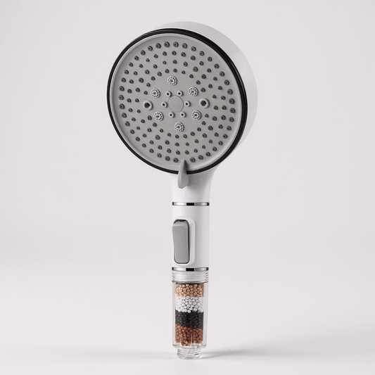 Pommeau de douche ergonomique avec bouton d'arrêt intégré