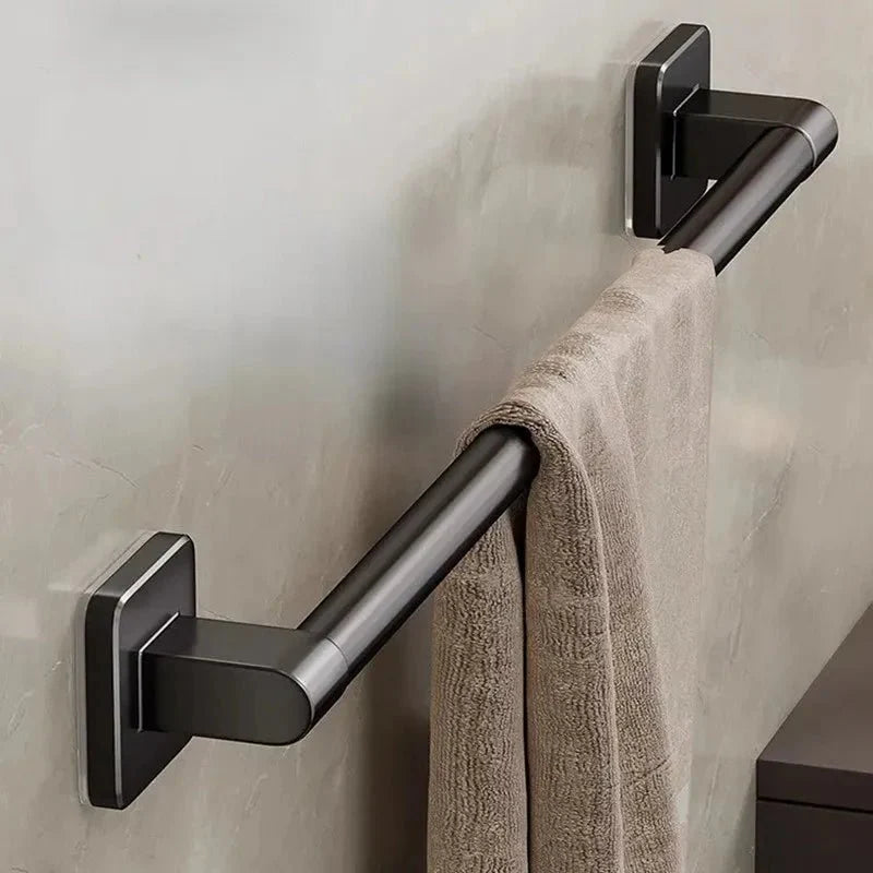 Porte-serviettes moderne, design épuré, idéal pour salle de bain