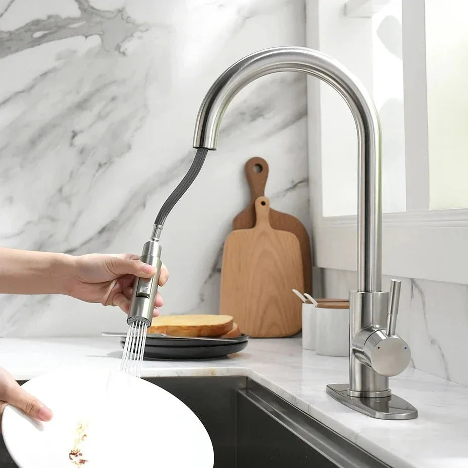 Robinet de cuisine avec bec haut rotatif et douchette extractible