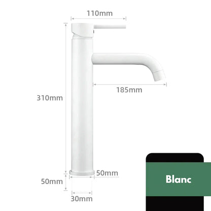 Robinet en laiton blanc avec design minimaliste et épuré