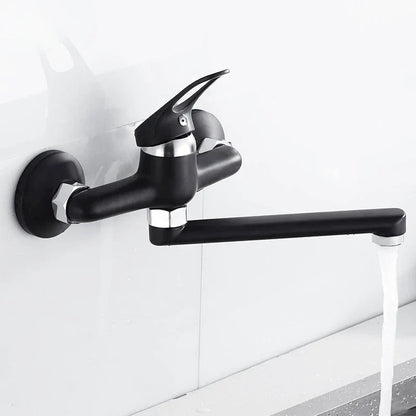 Vue d'ensemble du robinet noir, soulignant son design fonctionnel