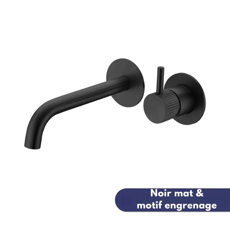 Robinet mural noir mat avec motif engrenage, vue latérale
