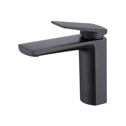 Robinet doré et noir mat, design moderne