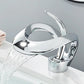 Robinet chrome avec effet cascade, finition brillante